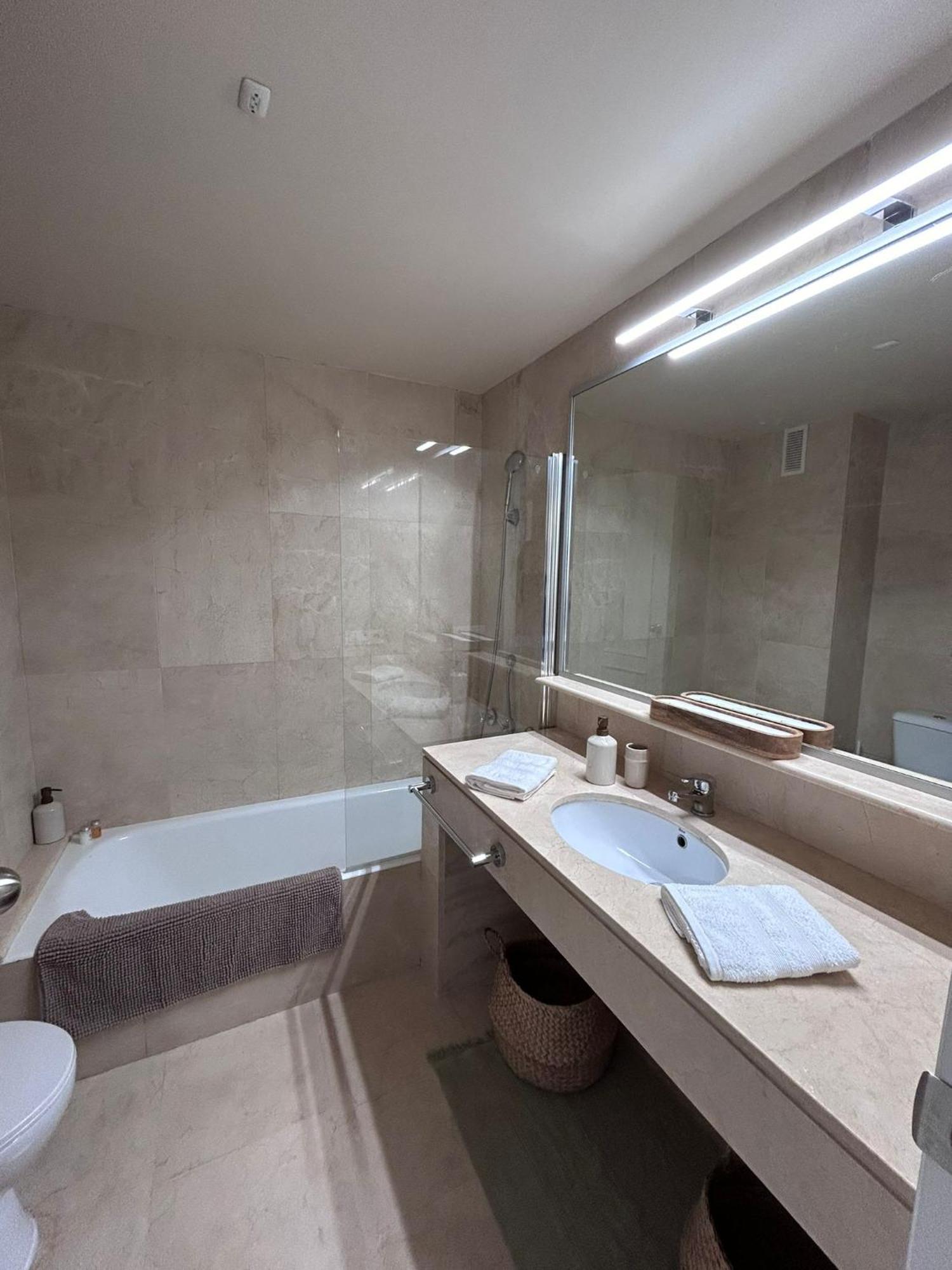 Puerto Sotogrande Con Vistas Al Mar Apartment Ngoại thất bức ảnh